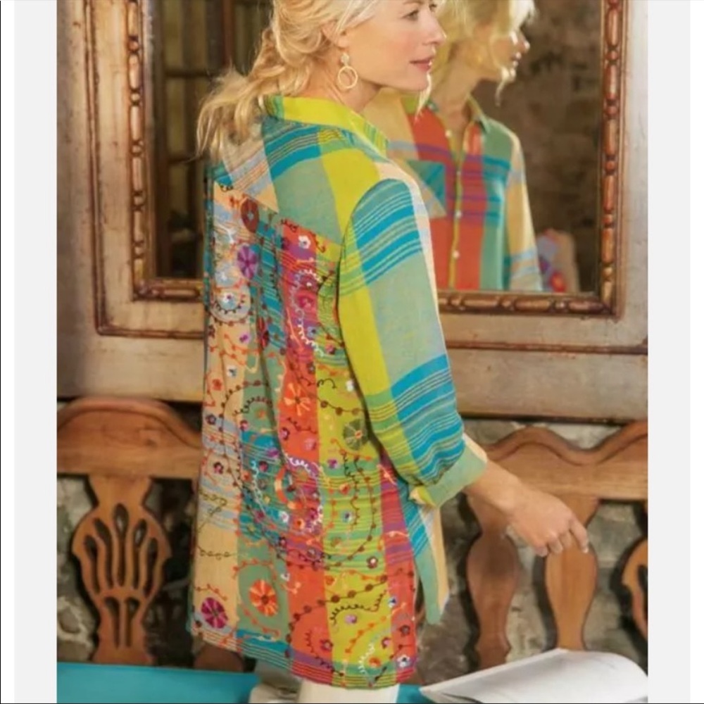 Soft Surroundings Manchester embroidered Plaid Tunic Shirt size medium